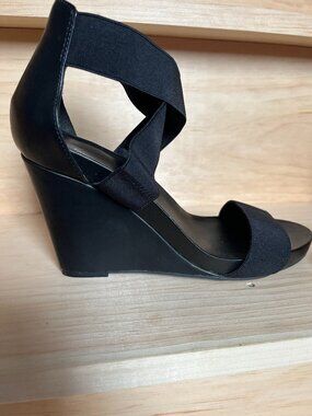 BCBGeneration "Vanya" Elastic Criss-Cross Strap Wedge Sandals - size 9